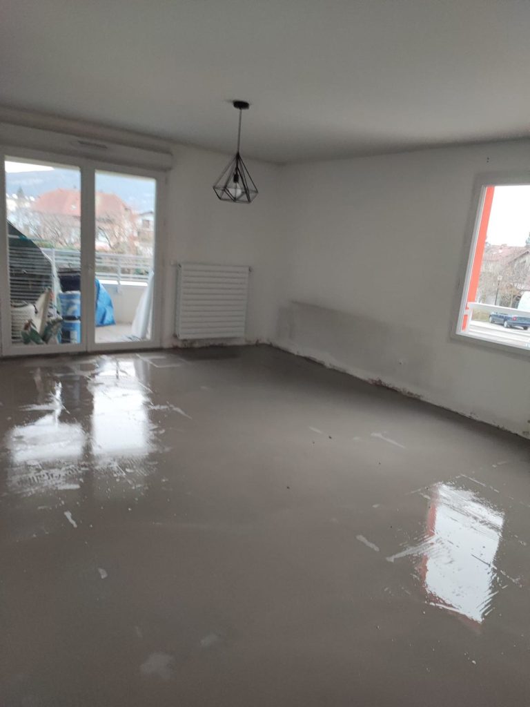 Pose de carrelage à Ville-la-Grand